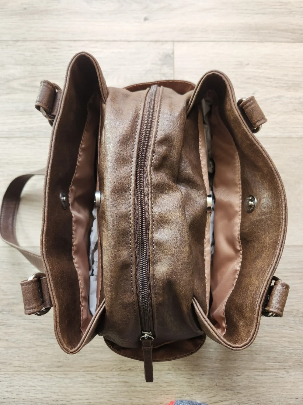MultiSac Brown Nia Large Shopper Shoulder Purse Bag Faux Leather Nwt - Picture 6 of 15
